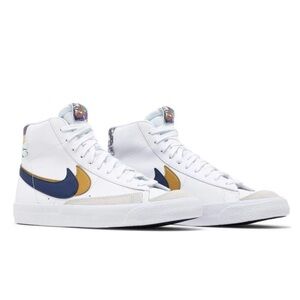 Big Kids Nike Blazer Mid 77” SE Size 5.5